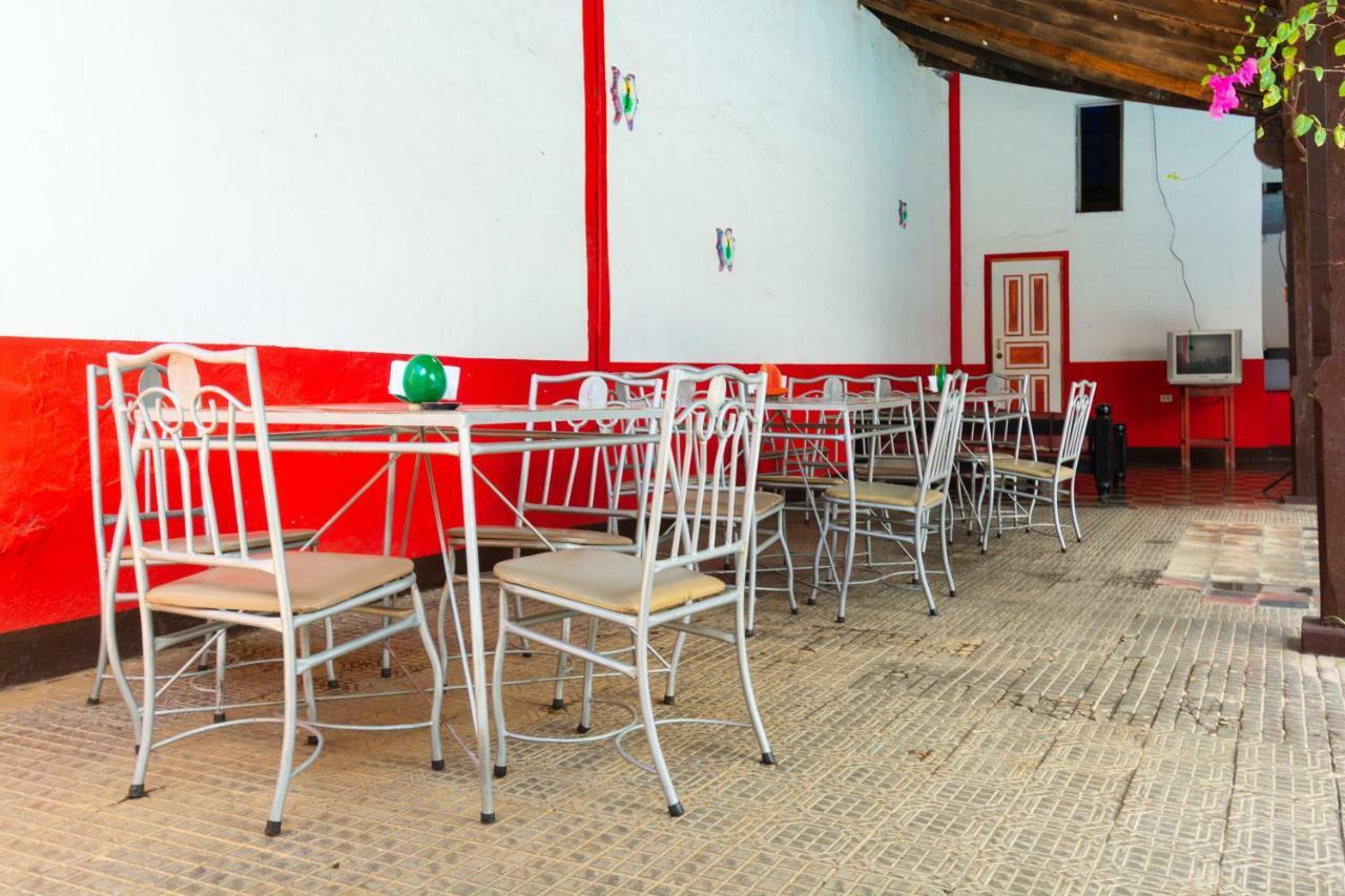 Hostal Lazybones León Dış mekan fotoğraf