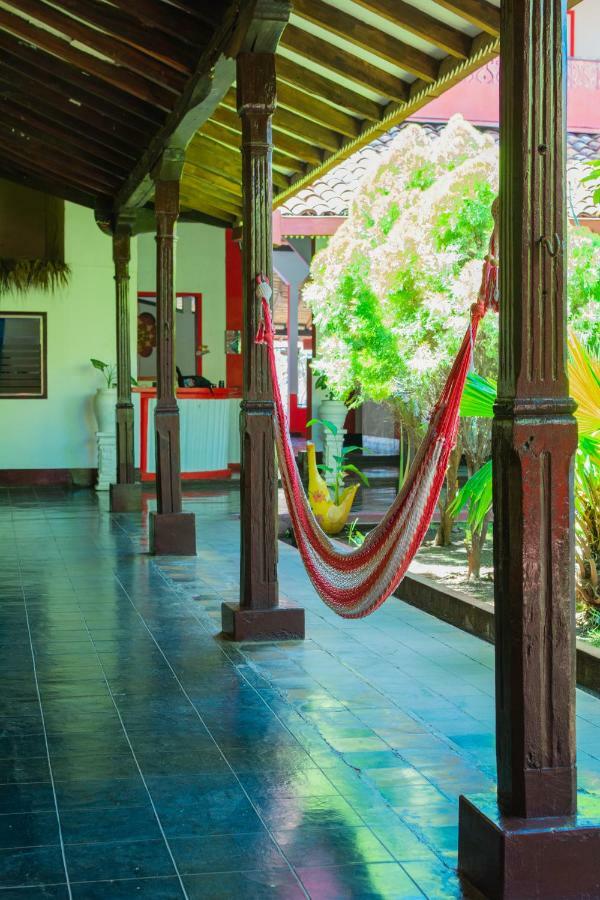 Hostal Lazybones León Dış mekan fotoğraf