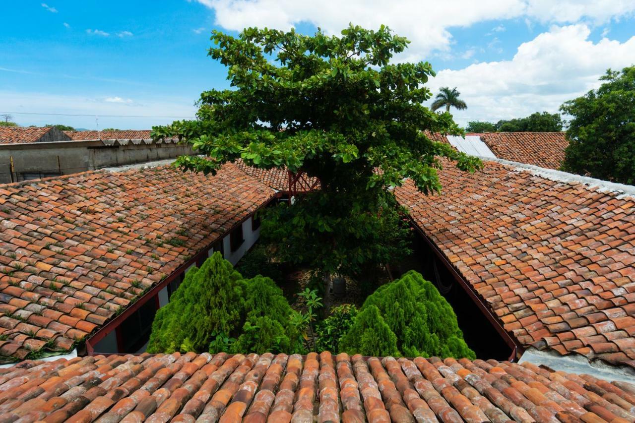 Hostal Lazybones León Dış mekan fotoğraf