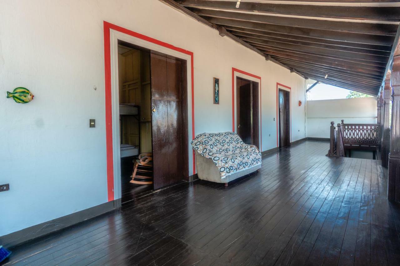 Hostal Lazybones León Dış mekan fotoğraf